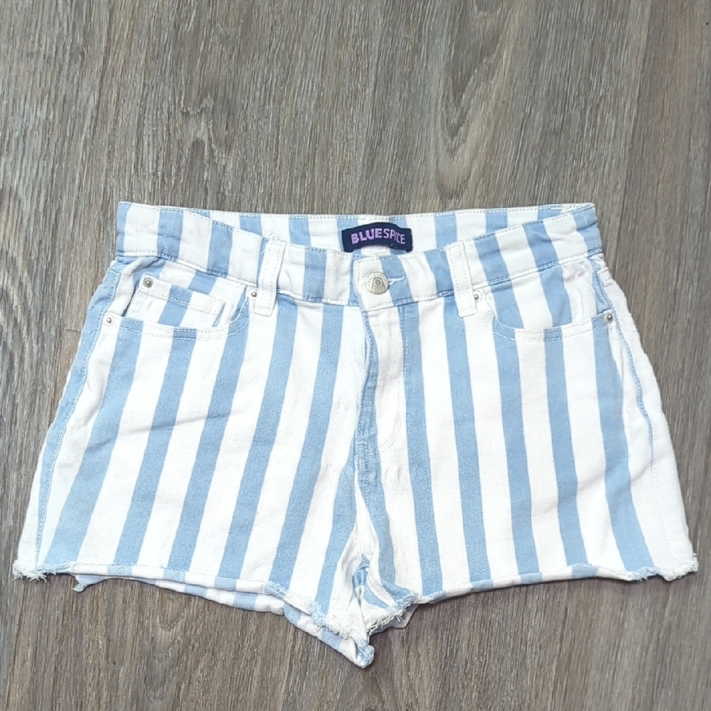 ❤️5/$25 Blue Spice Striped Jean Shorts - Blue and White